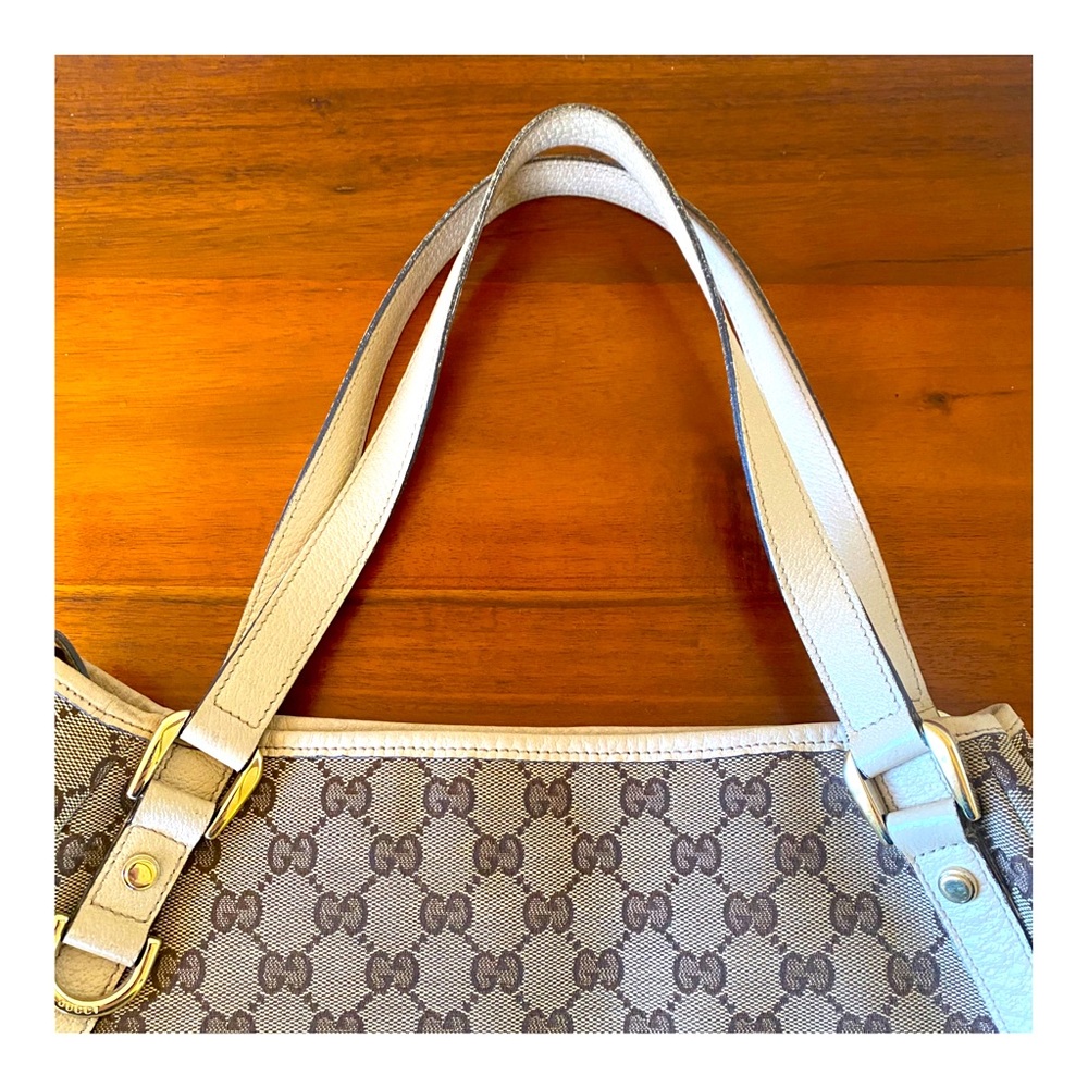 🔥SOLD🔥AUTHENTIC GUCCI SHOULDER BAG CANVAS - Picture 9 of 12
